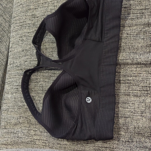 Lululemon Speed Up Bra Anti-Stink Black with gold stripe - Picture 8 of 10